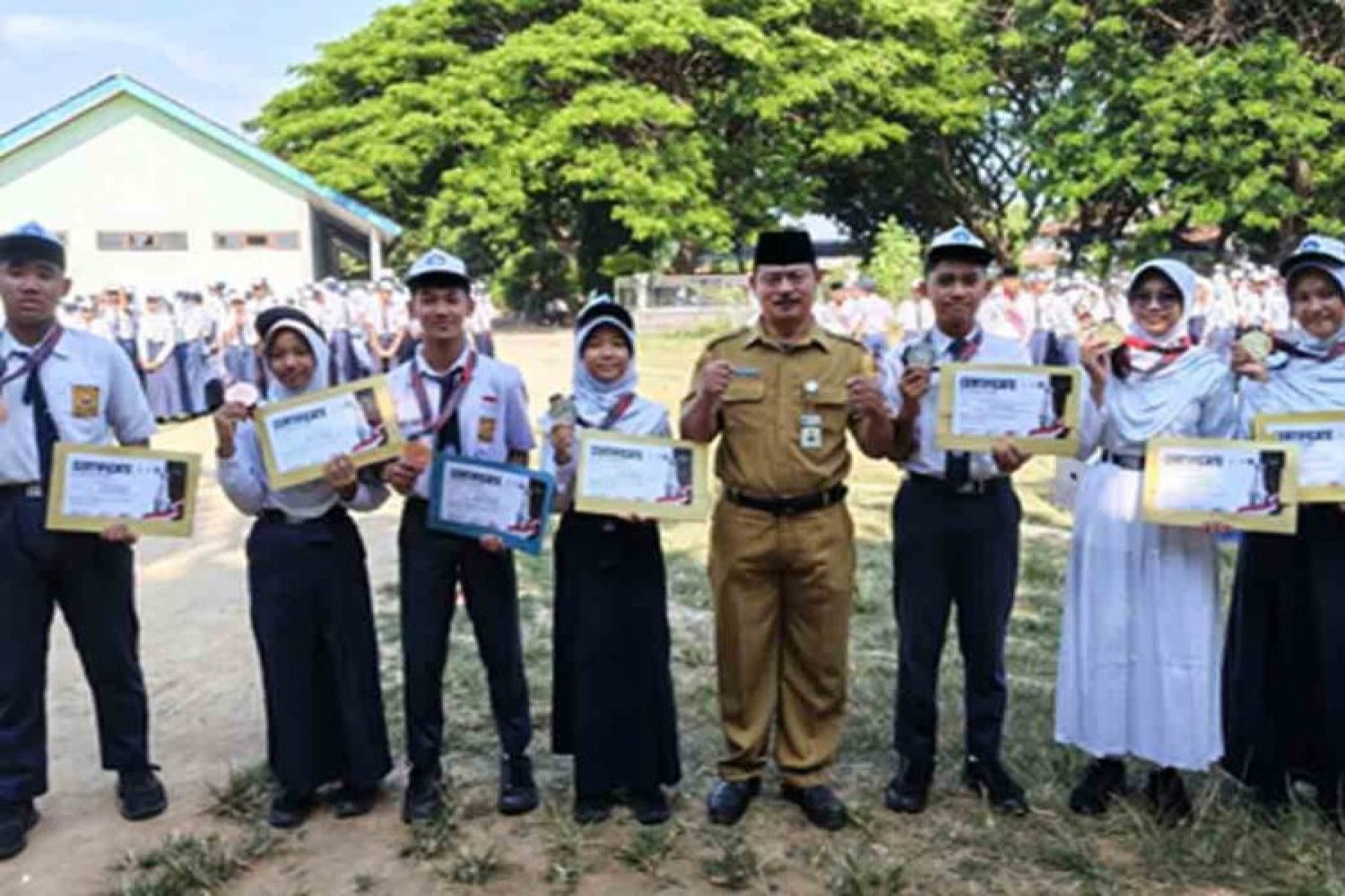 SMPN 2 Rembang Raih Tujuh Medali di Kejuaraan Taekwondo Internasional Yogyakarta